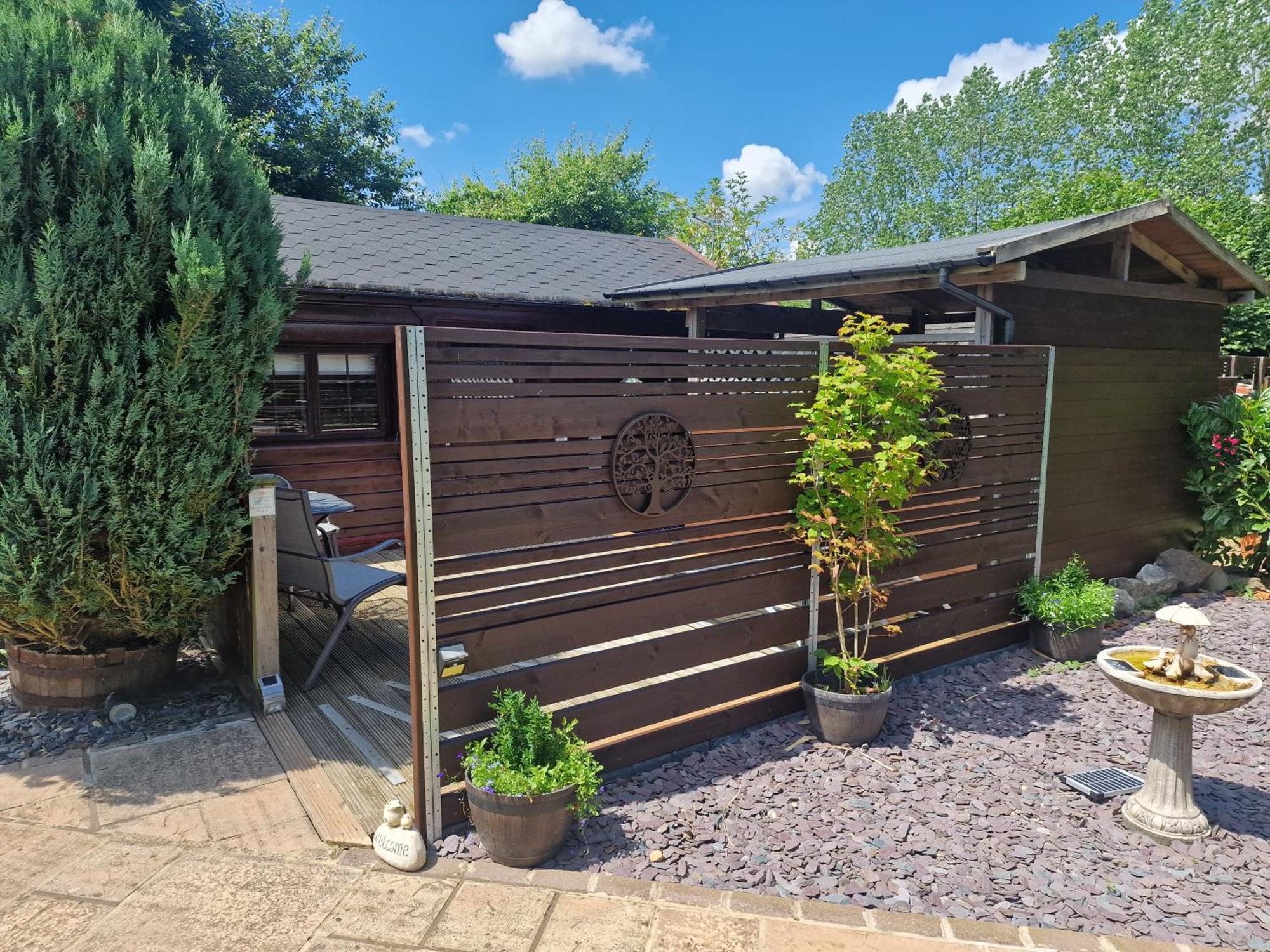 Cypress Log Cabins Accommodation Godshill  Exterior foto