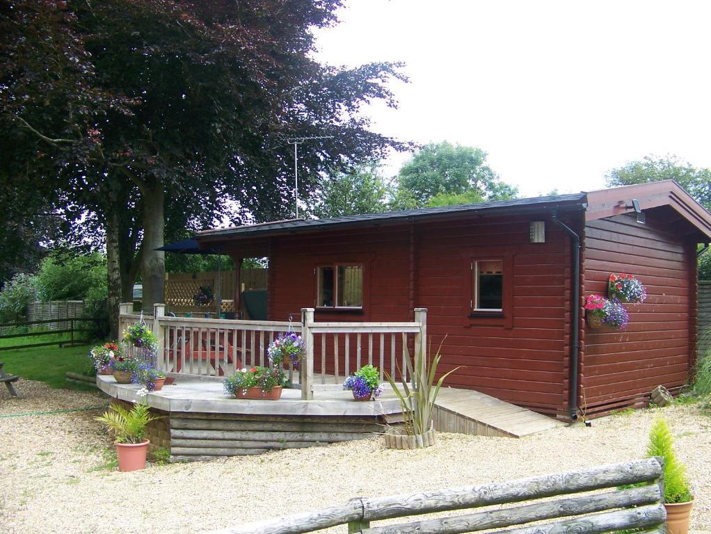 Cypress Log Cabins Accommodation Godshill  Cameră foto